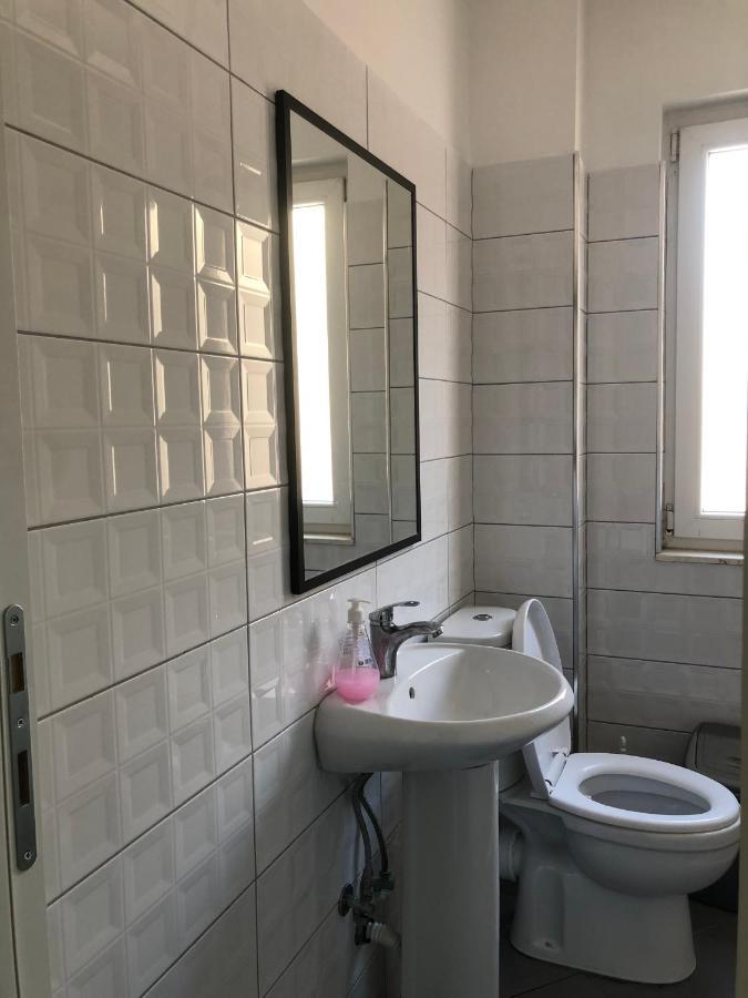 Central Studio Apartments 티라나 외부 사진
