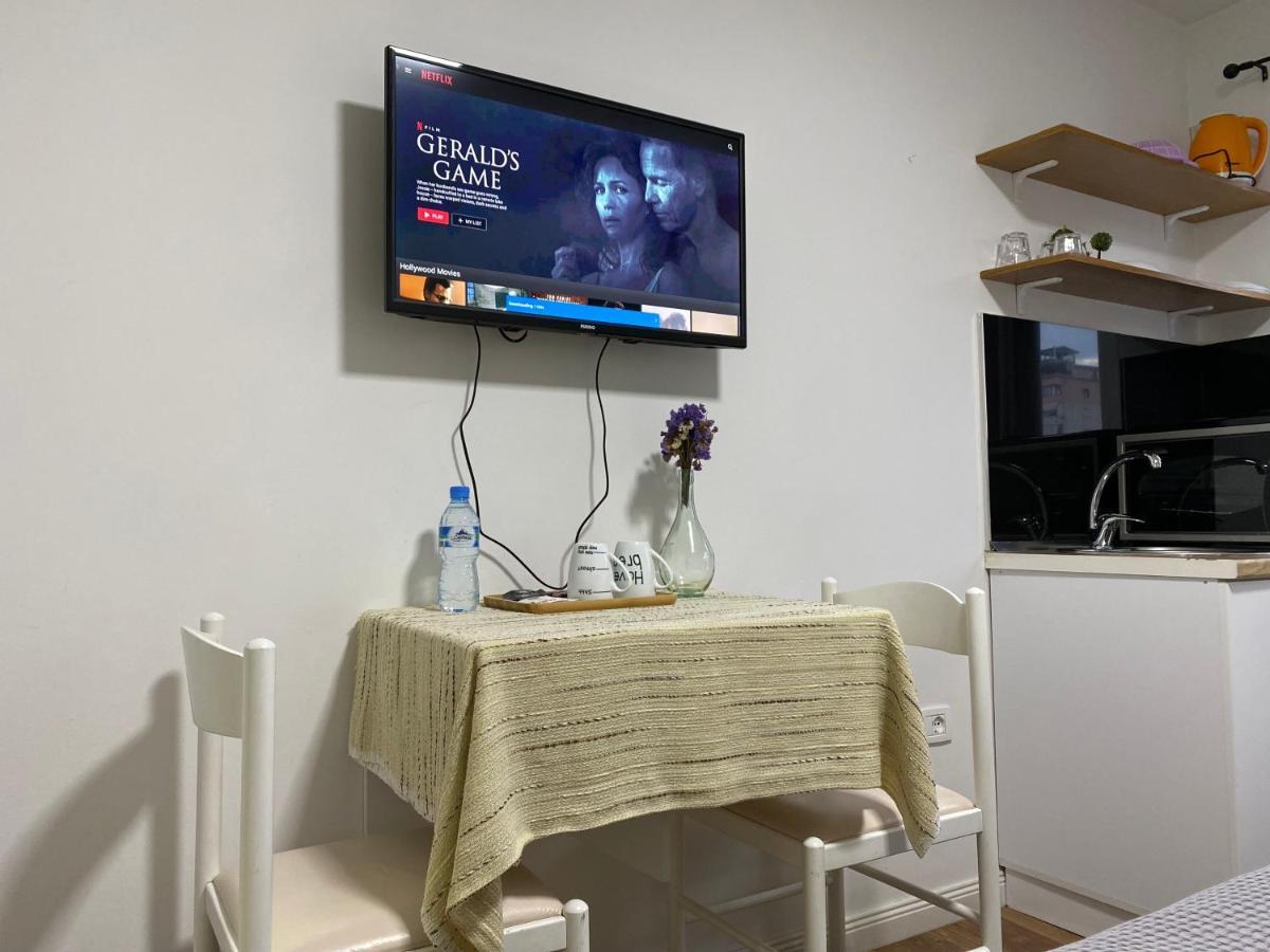 Central Studio Apartments 티라나 외부 사진