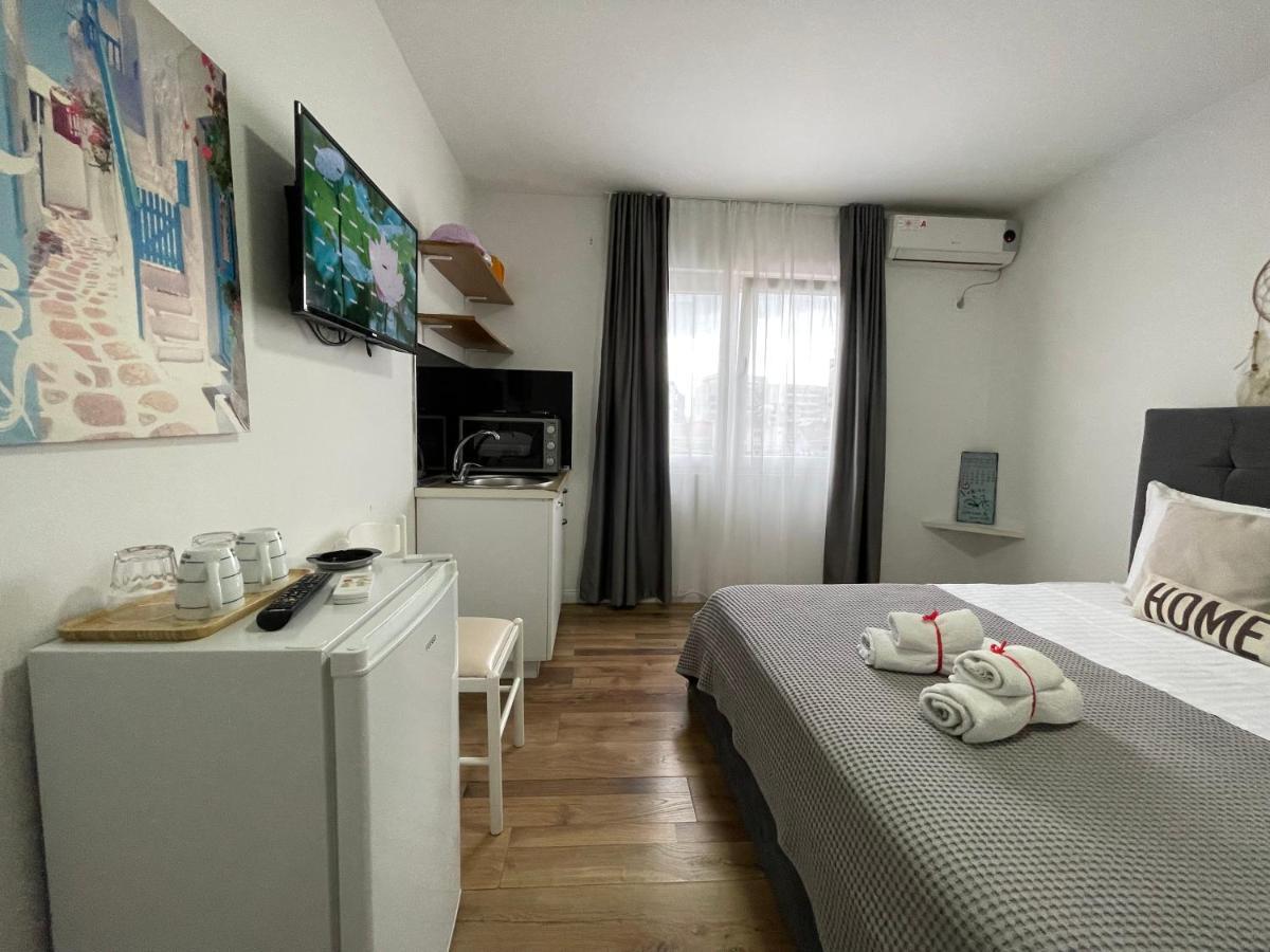 Central Studio Apartments 티라나 외부 사진