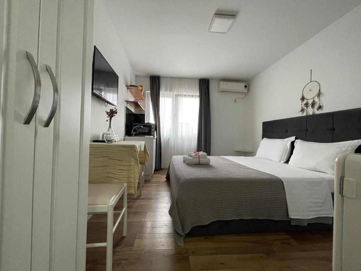 Central Studio Apartments 티라나 외부 사진