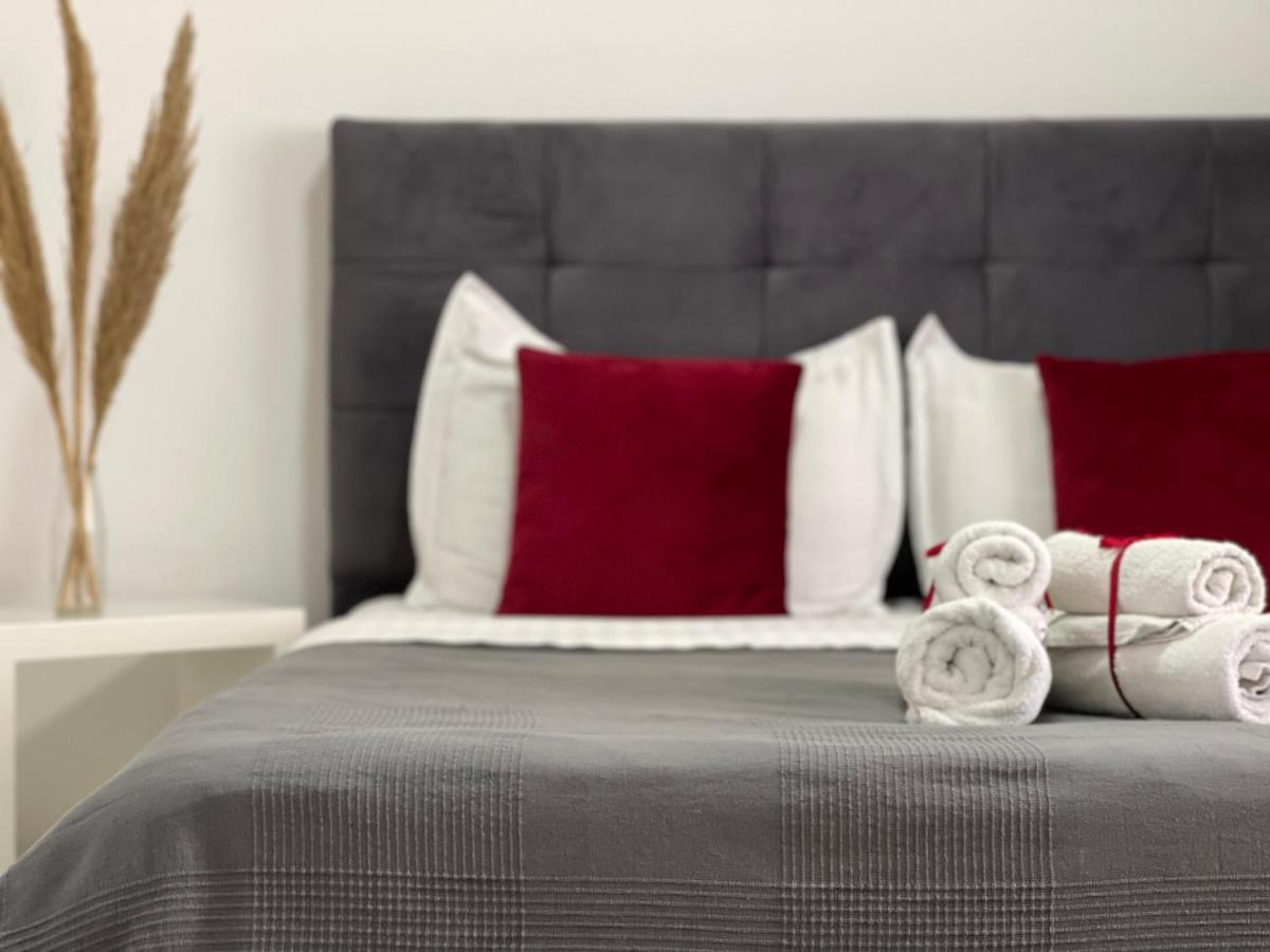 Central Studio Apartments 티라나 외부 사진