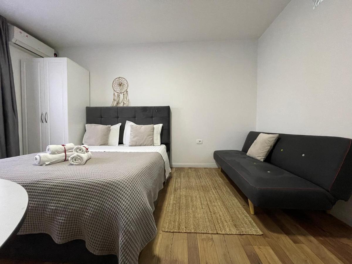 Central Studio Apartments 티라나 외부 사진