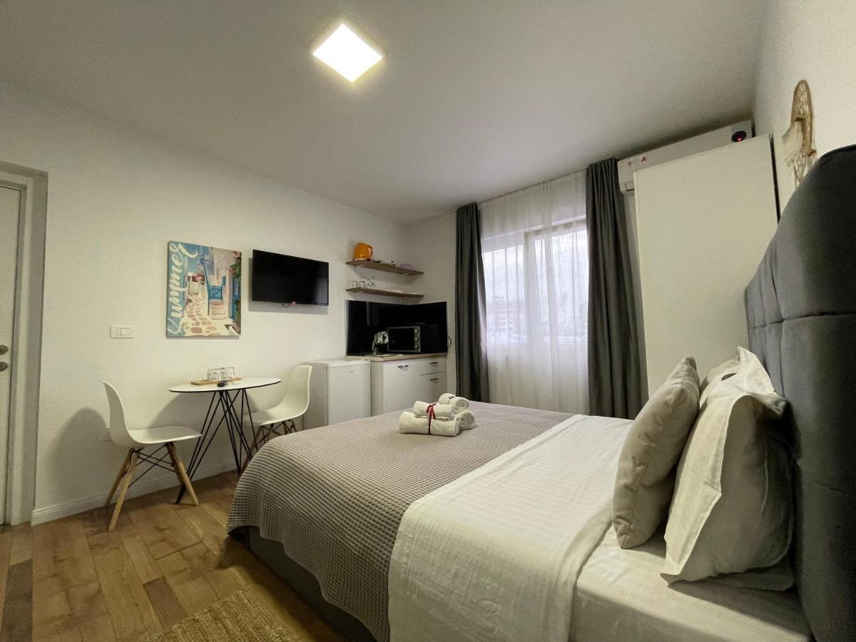 Central Studio Apartments 티라나 외부 사진